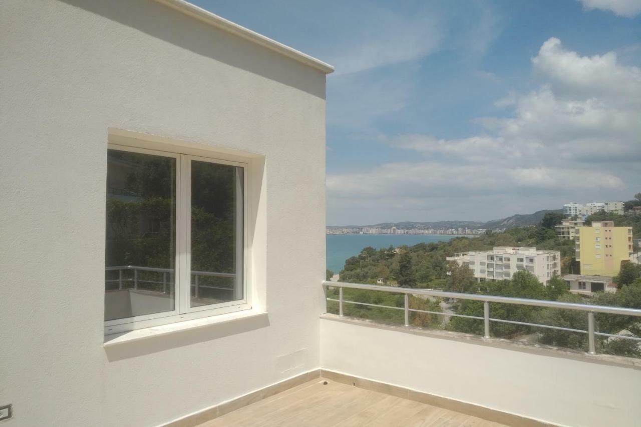 Deluxe Sea Apartment Влёра Экстерьер фото